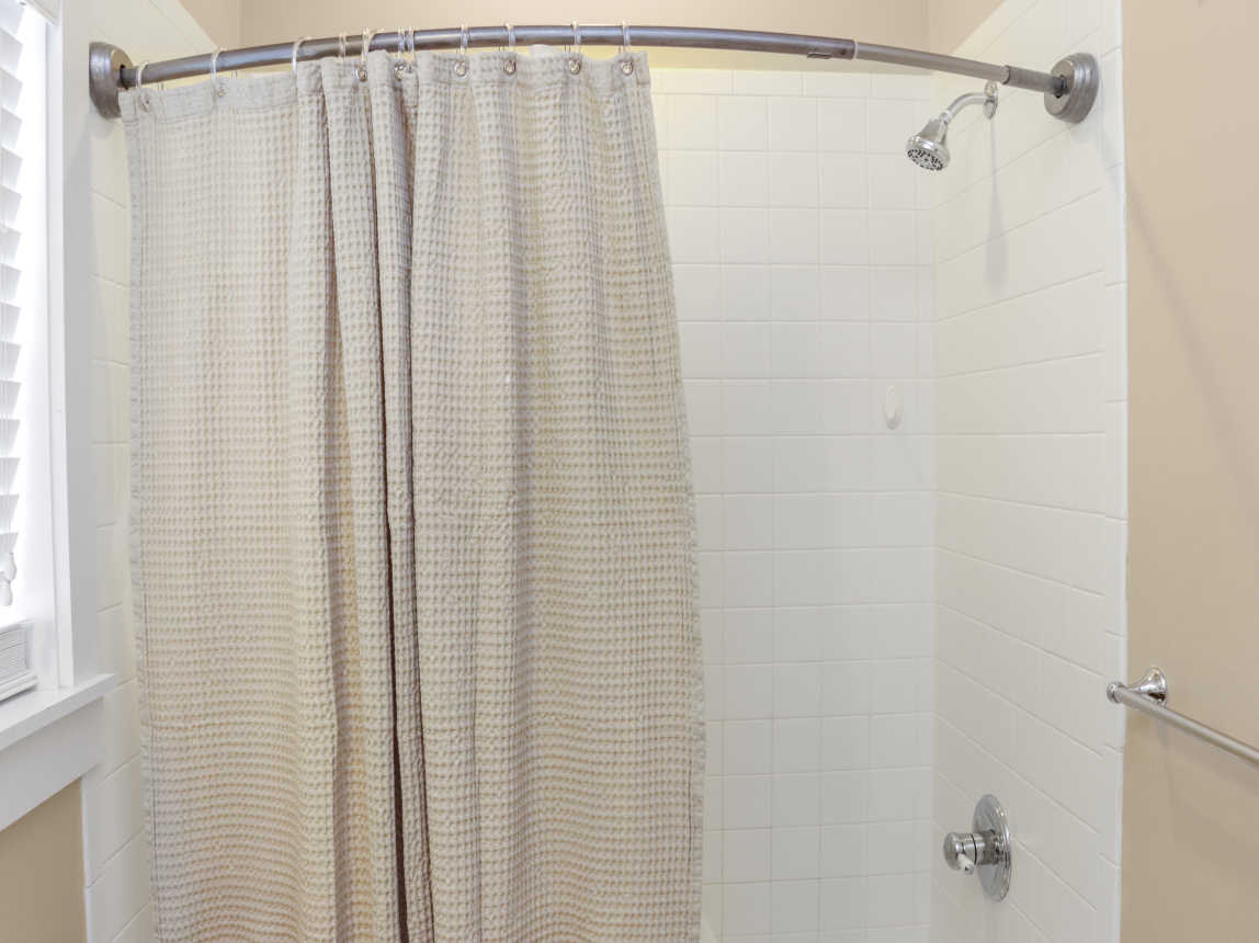 Bedroom 2 with Full Bathroom Shower