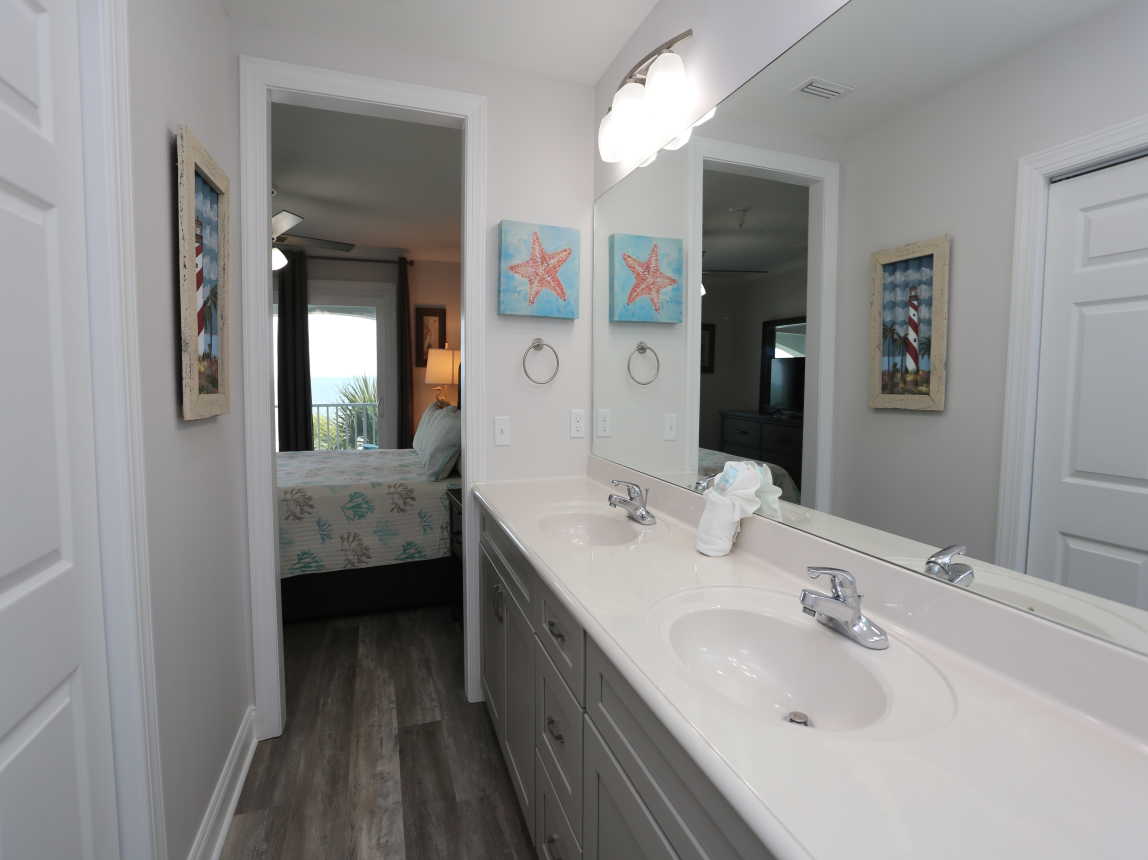 Bedroom 2 - Master Bath