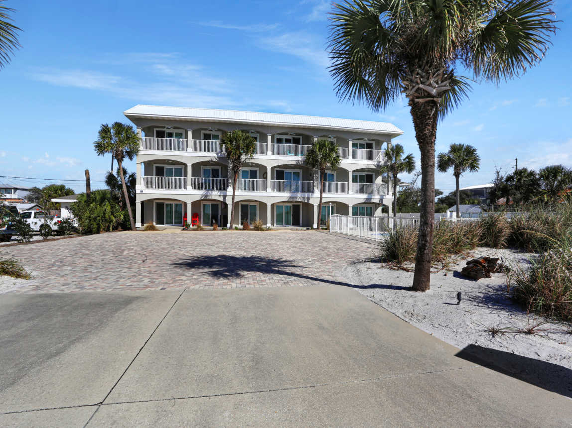 Beach Destiny - Roadside Parking Lot