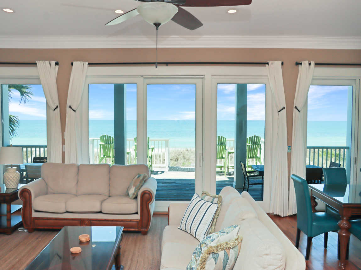 Living Area - Beach View