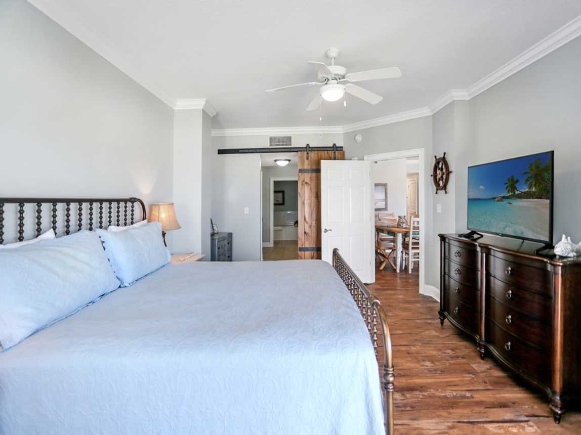 Bedroom 1 with Full Bath