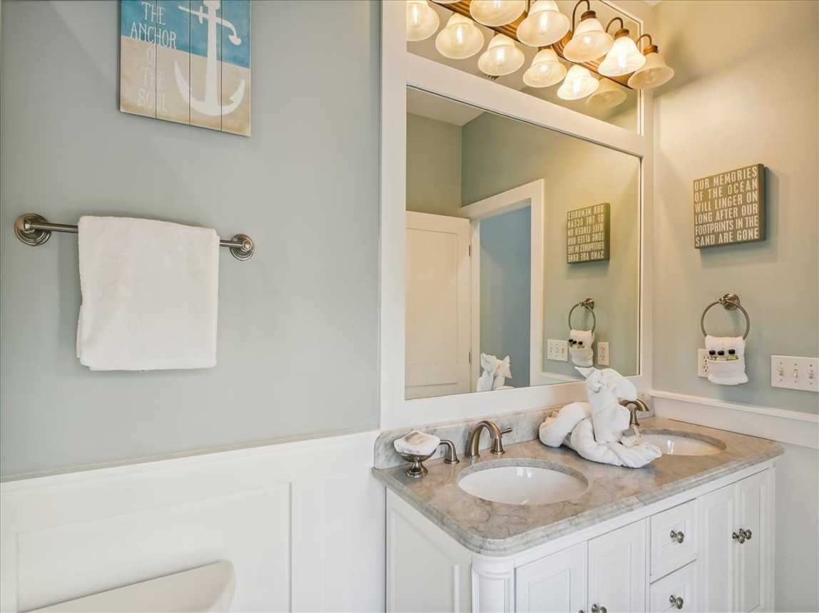 2nd Floor Primary En Suite