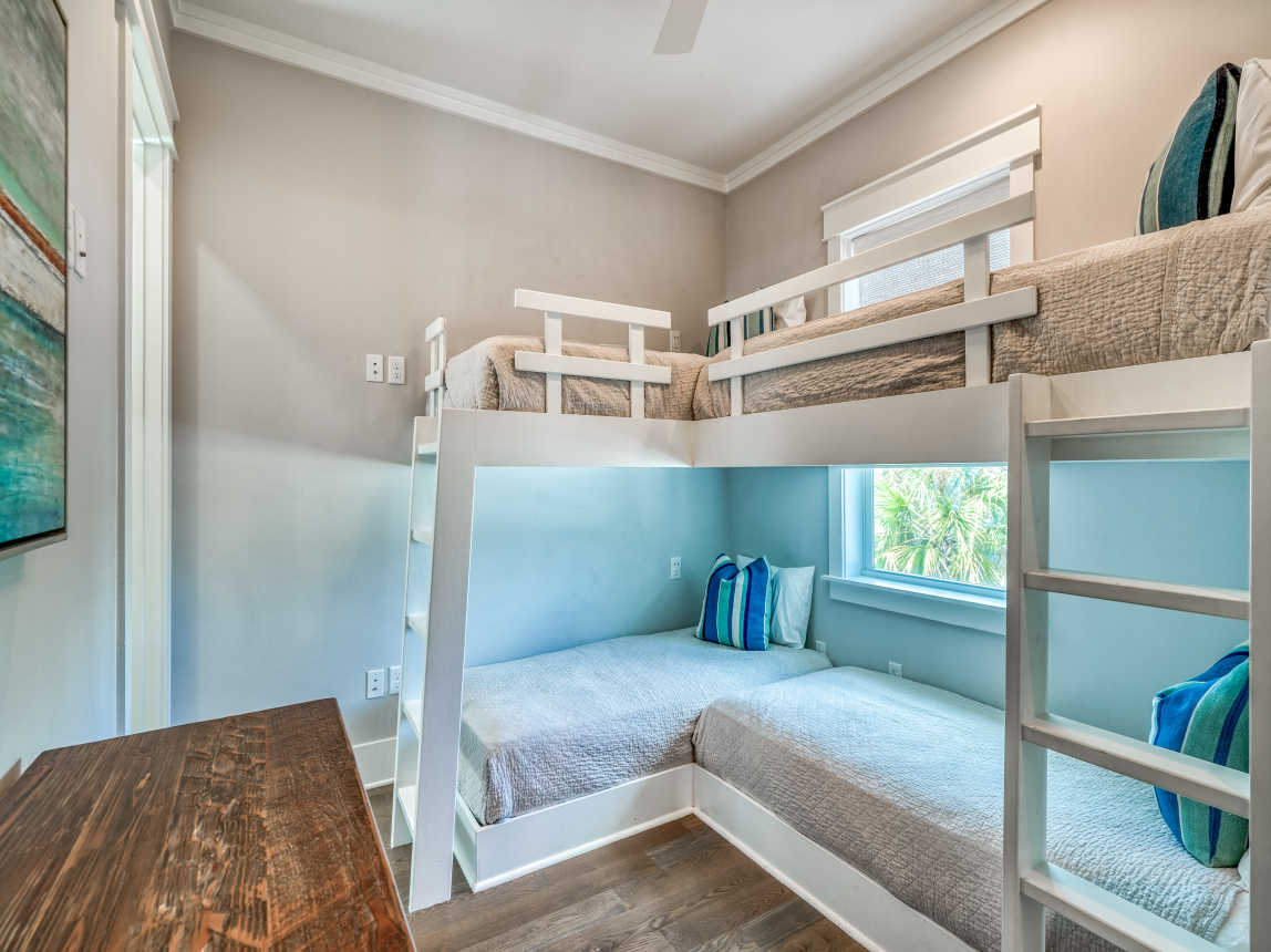 2nd Floor Bunk Room - Furnished with 2 Twin over Twin Bunks