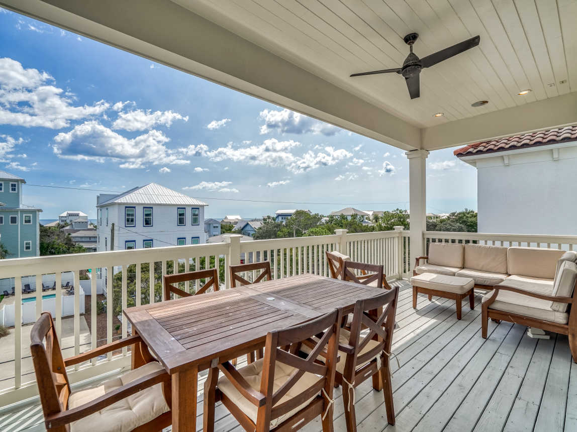 Al Fresco Dining for 6!