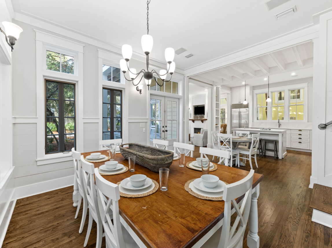 Dining Area with Seating for 12!