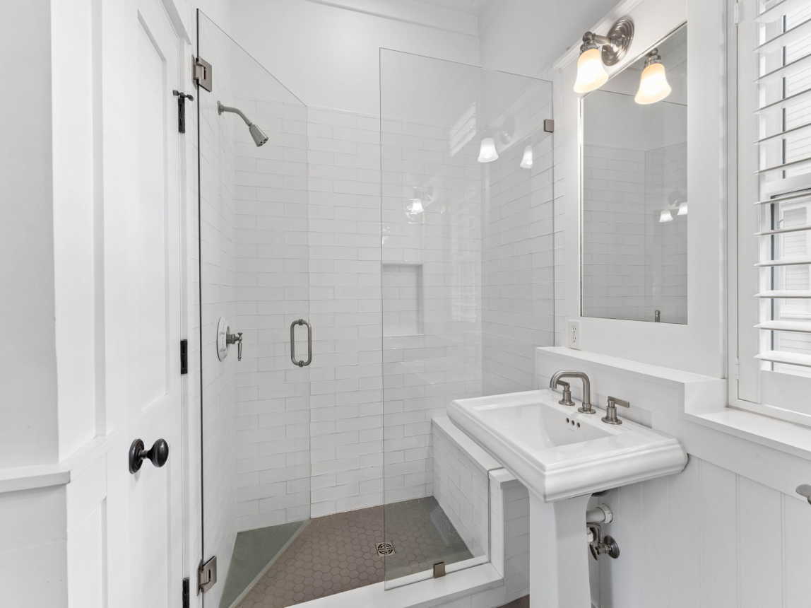 Primary King En-Suite - Oversize Walk-In Shower