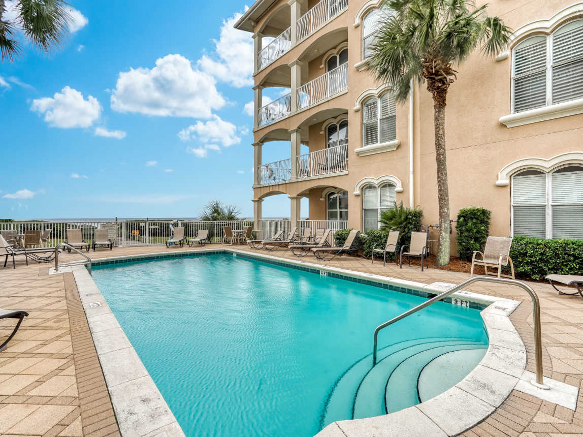 Private, Community Pool - Alternate View