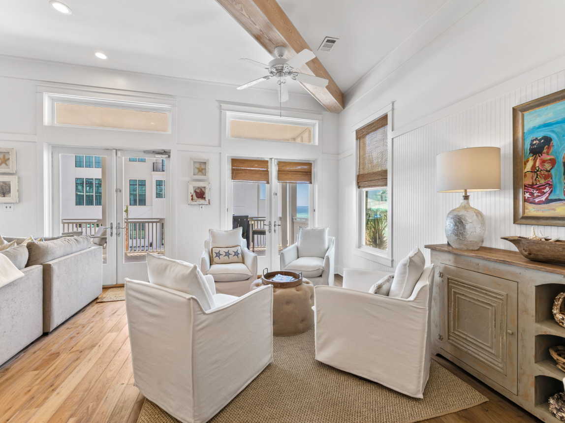 Second Floor Sitting Area - Offering Seating for Four