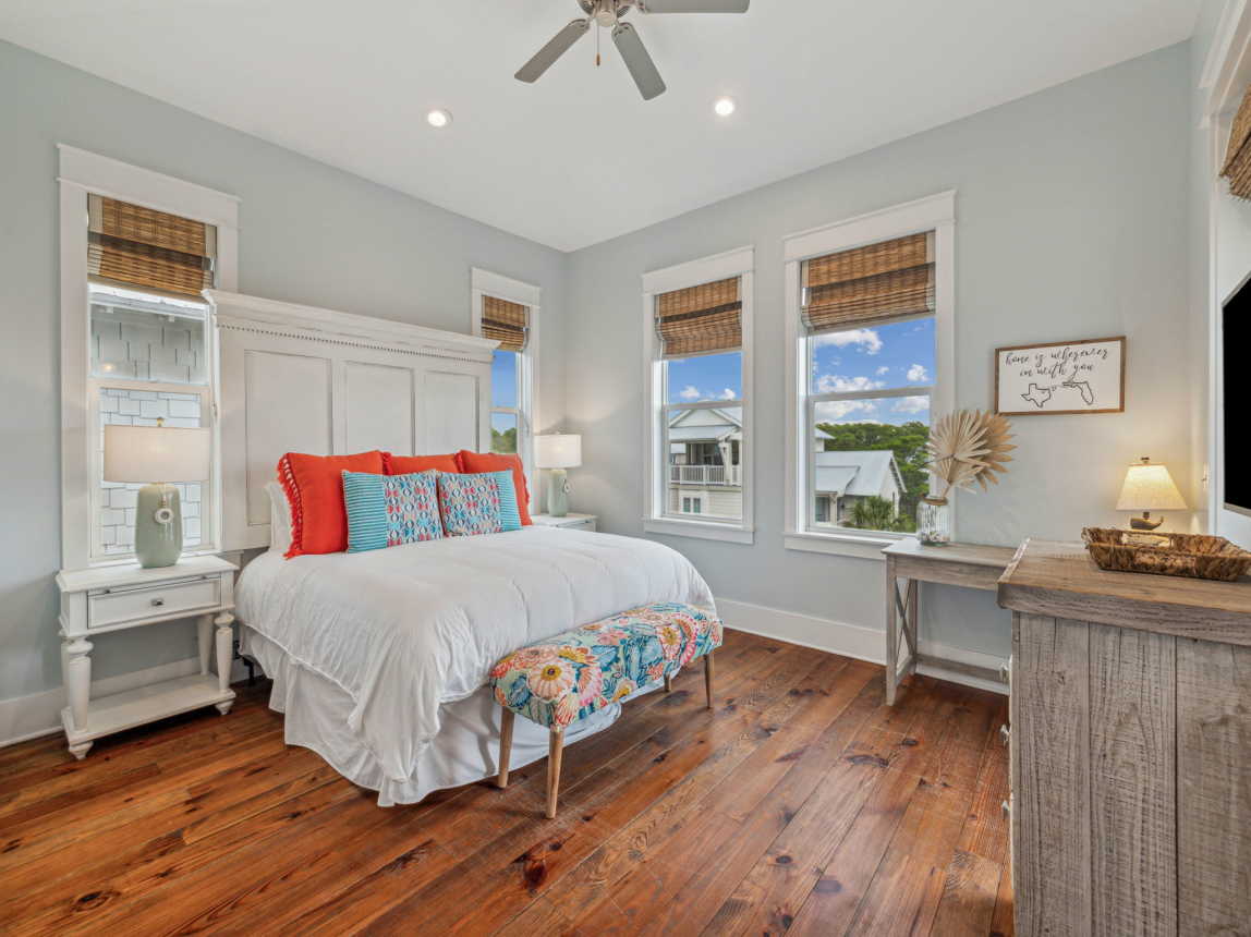 3rd Floor - Primary King Suite