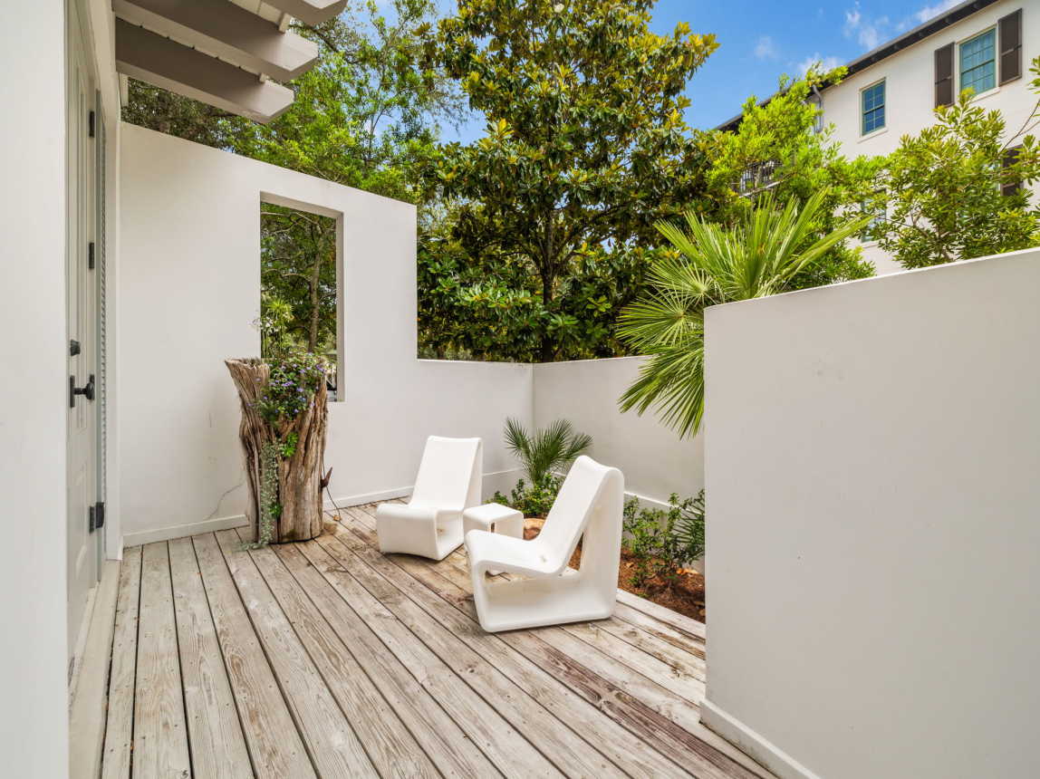 Escape to the Private Patio Off the Primary King Suite!