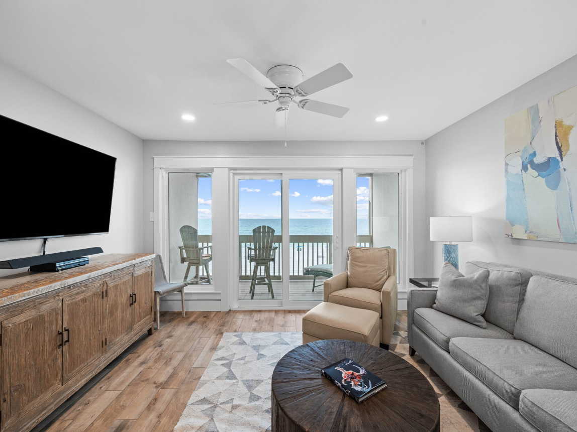 Comfortable Living Area with Balcony