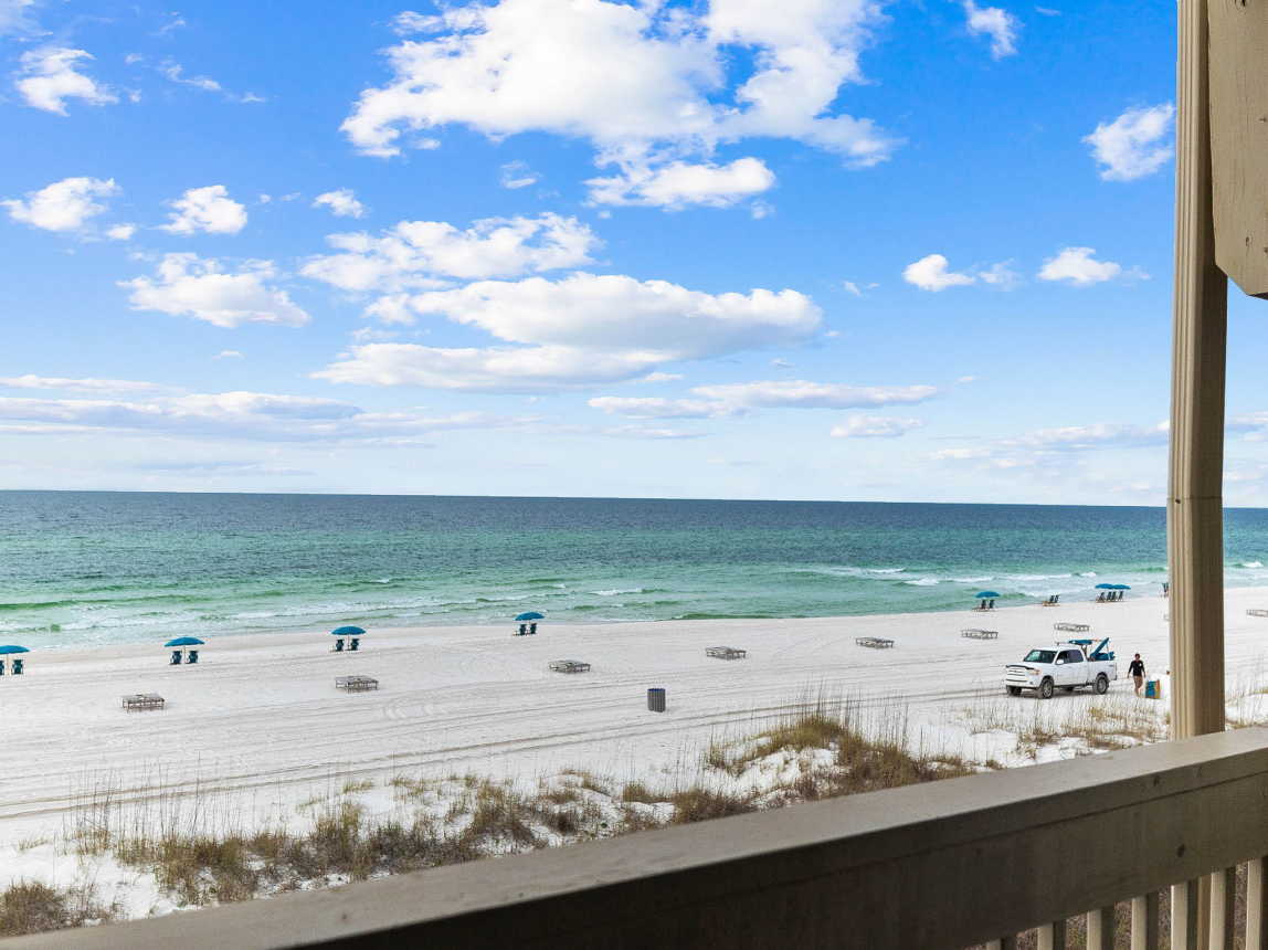 Gulf Front Condo! Expansive Views