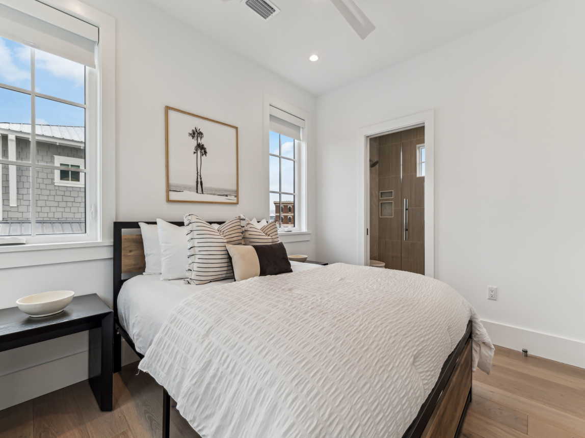 3rd Floor - Queen Guest Suite