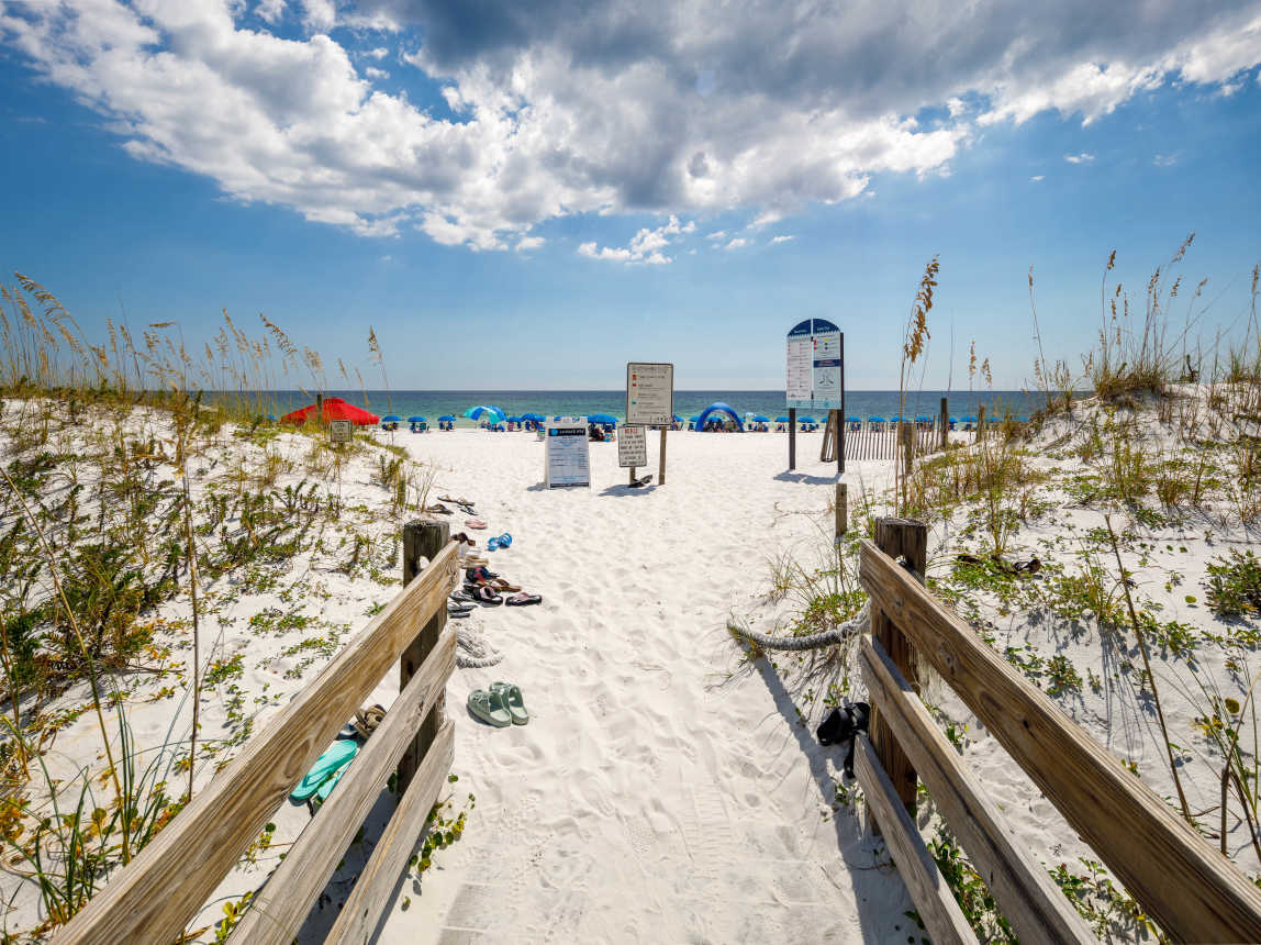 Sandy white beaches of the Gulf of Mexico