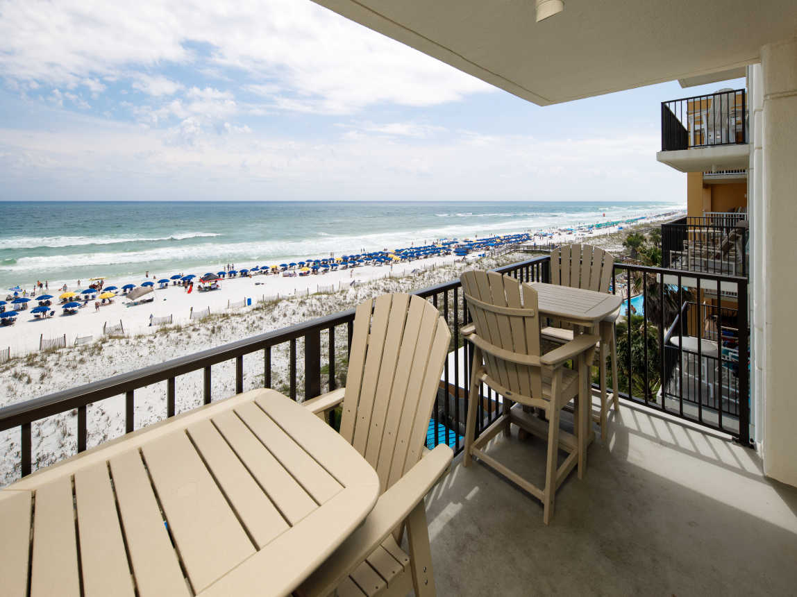 Private balcony with gulf front views