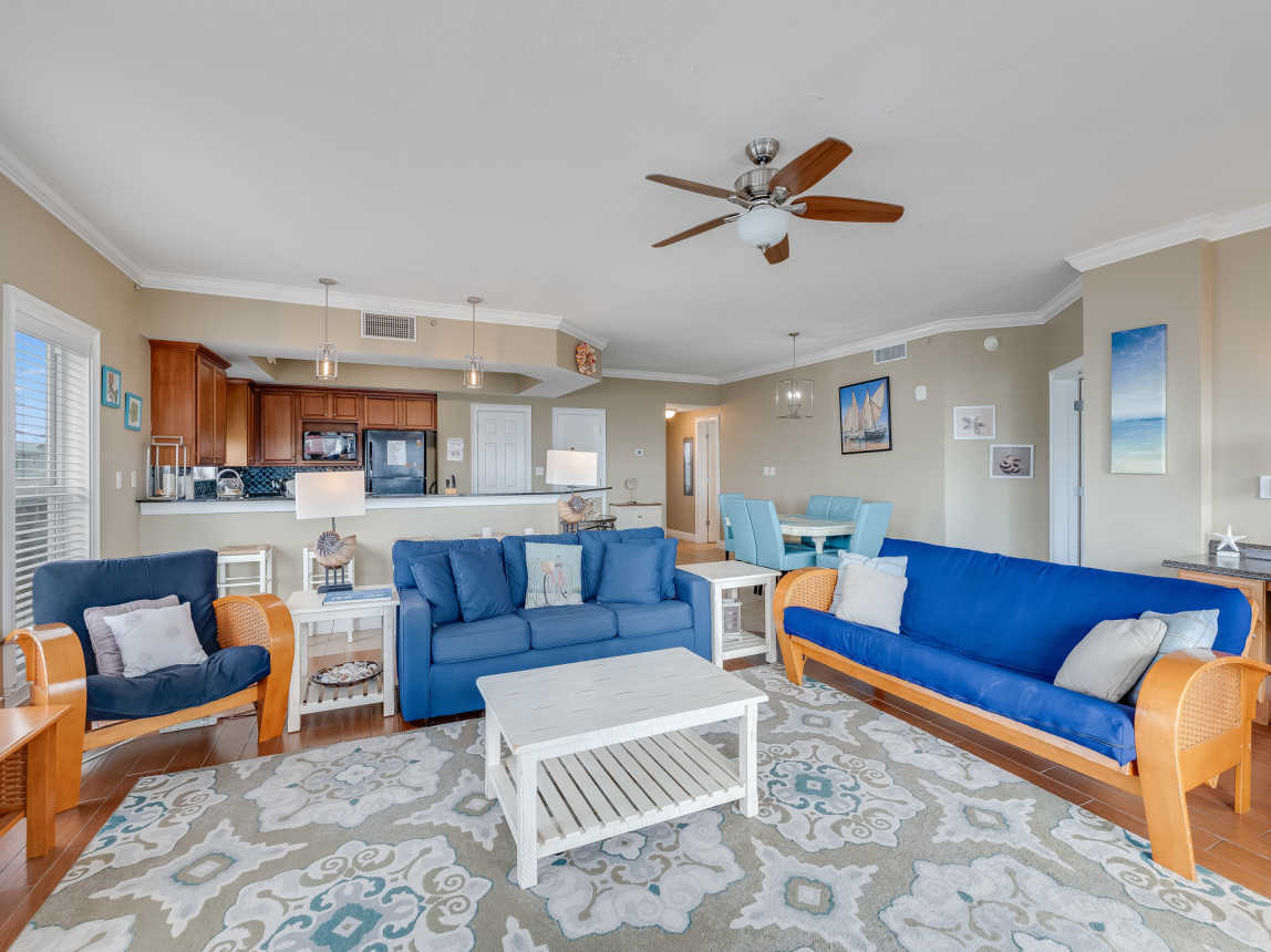 Bright & Stylish Lounge