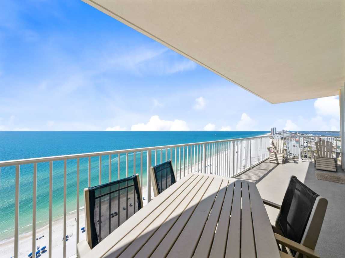 6 San Carlos Penthouse 5 Balcony