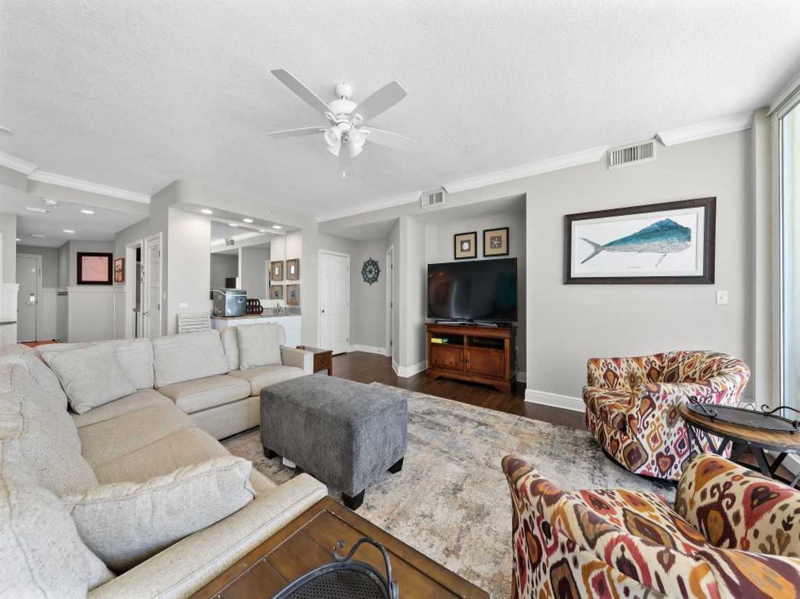 3 San Carlos Penthouse 5 Living Room