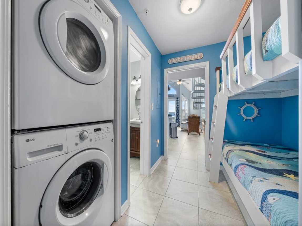 19 Grand Beach Penthouse 3 Stack Laundry