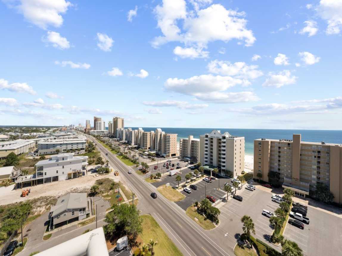 24 Crystal Tower 1101 View