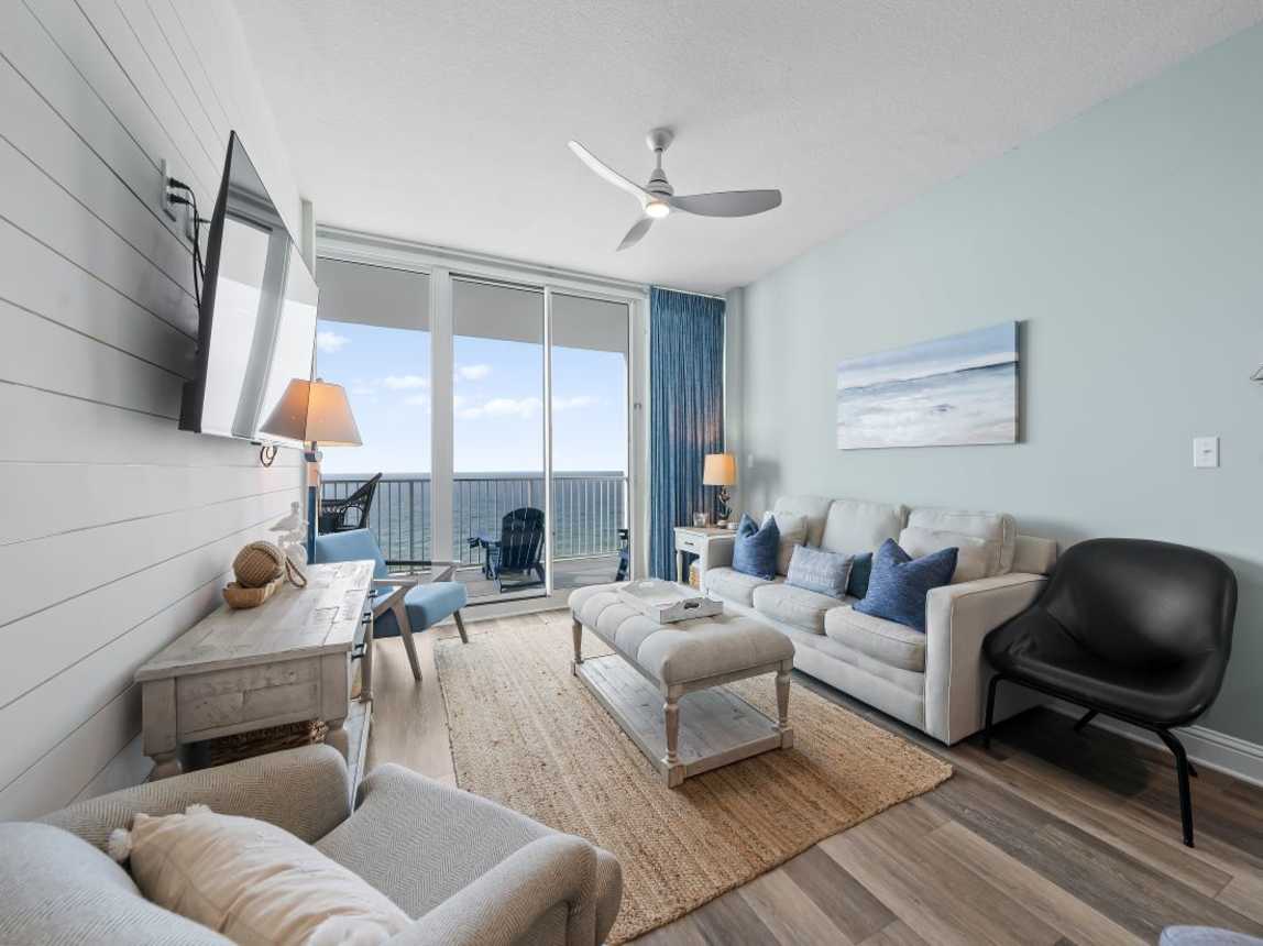 1 Lighthouse 1709 Living Room