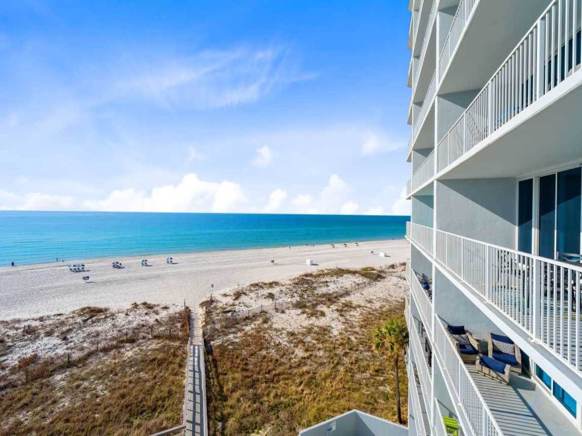 25 Lighthouse 515 View