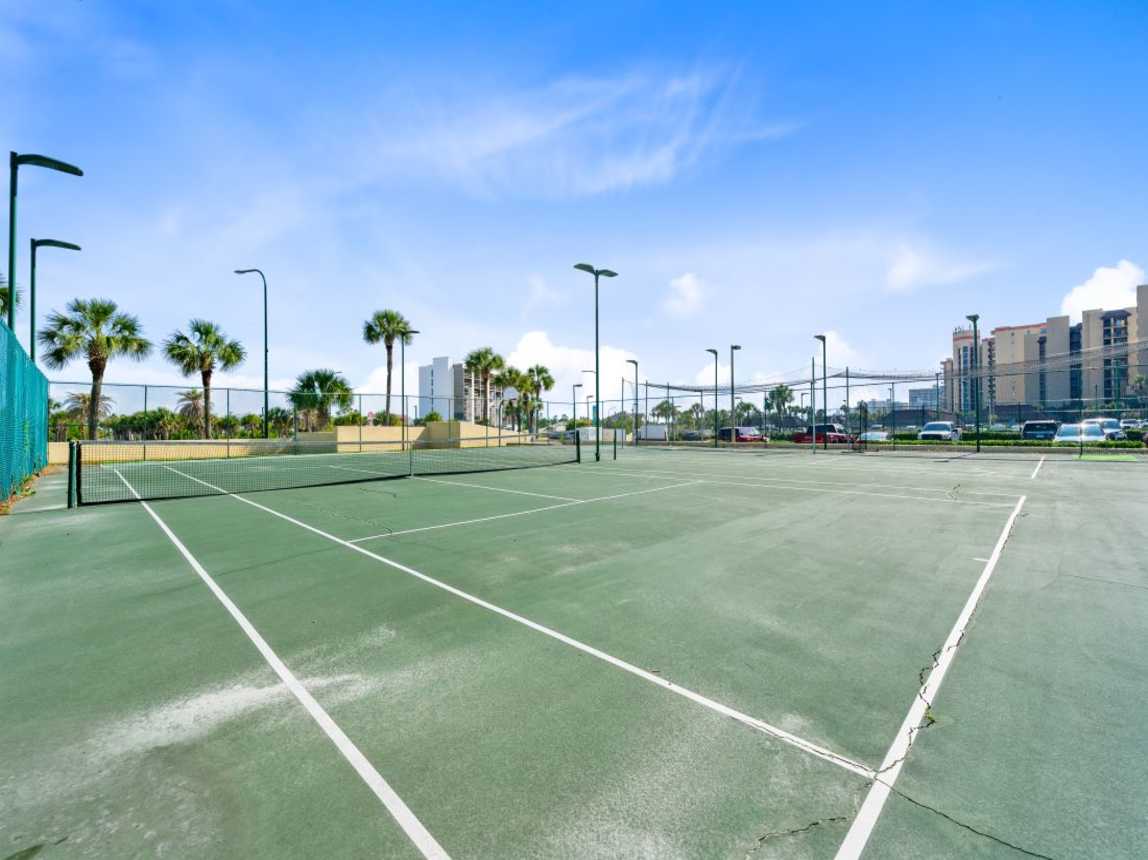 12 Phoenix I Tennis Courts