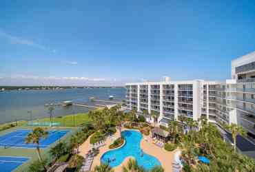 Gulf Shores Surf & Racquet Club 705B