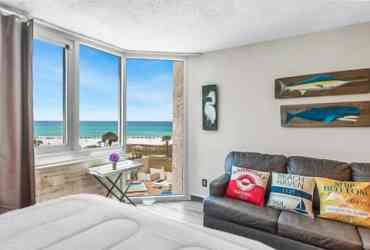 Beachfront Studio w/ Complimentary Chairs 