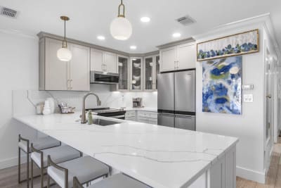 Maravilla 4306 remodeled top to bottom  everything is n