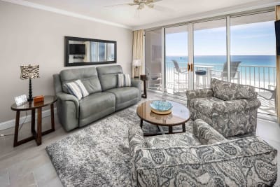 Island Princess 604 Beachfront Luxury with Stunning Gul