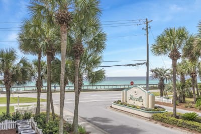 Maravilla 3208 Gulf View with Beach service of 2 chairs