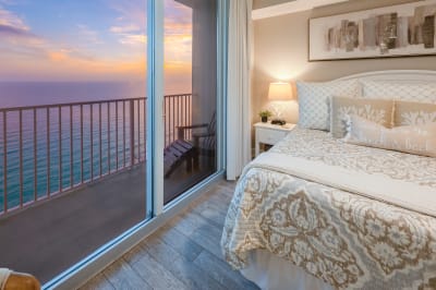 Beachfront Master | Beach Service Included | Bunk Room