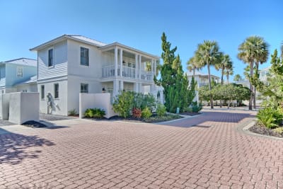 Burkes Beach Bungalow-Rosemary~ Seacrest