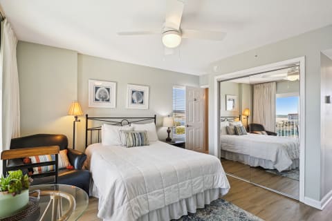 SeaCrest 715A