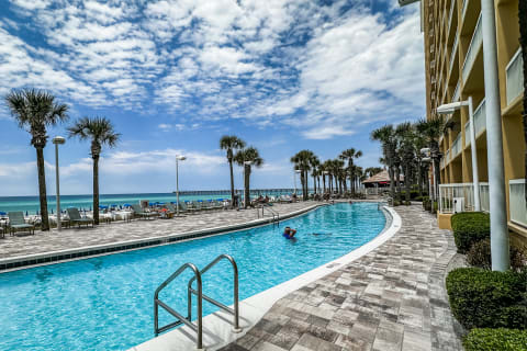 CALYPSO RESORT & TOWERS
