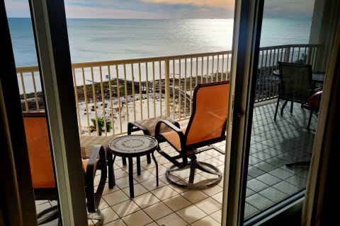 The Beach Club Resort---Avalon 905