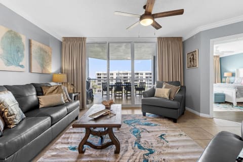 Destin West - Heron 606