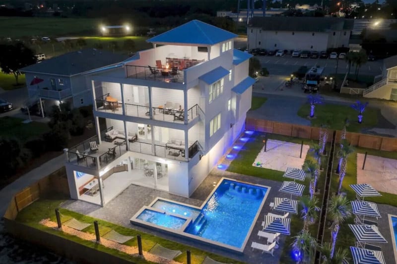 Bellagio: Luxury Home! Golf Cart Rental Available!
