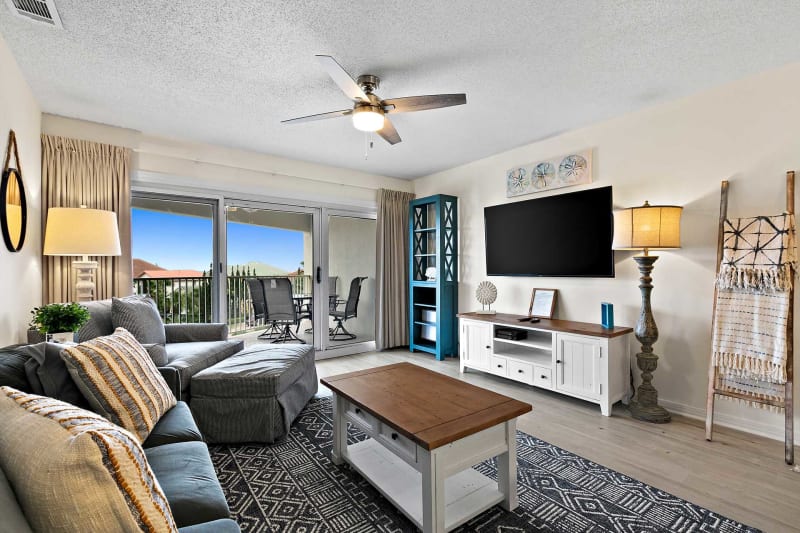 New Pet Friendly Rental Maravilla 1402 Top Floor Beach 