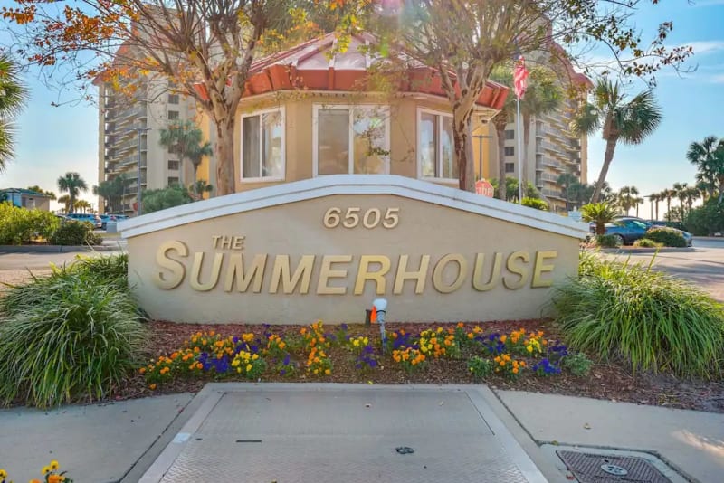 SUMMERHOUSE 302A 