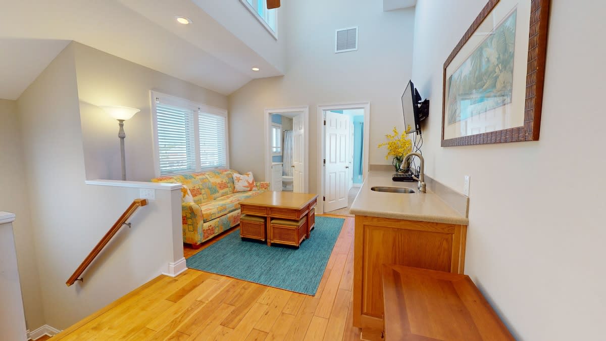 Coffee table with stools for gaming