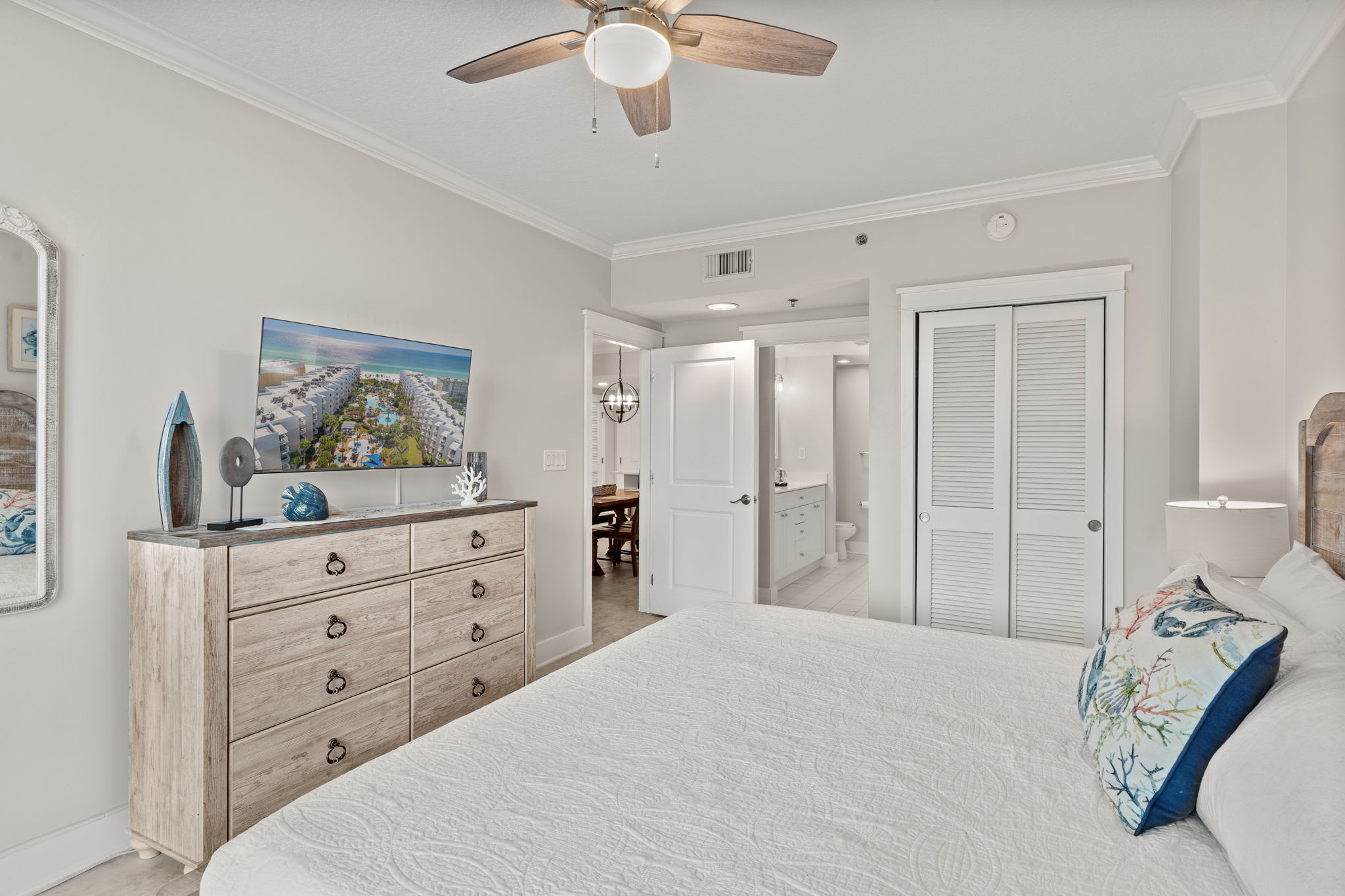 Master bedroom: king size bed and full bathroom