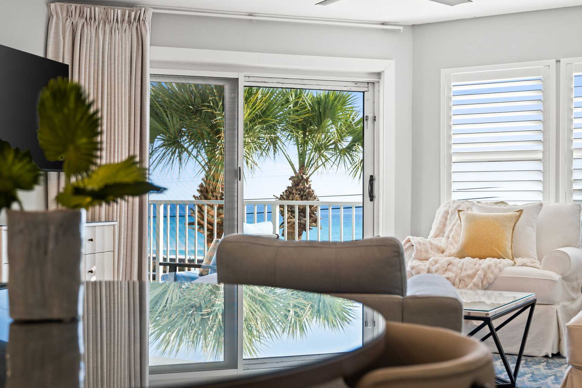 Front-row seats to the Emerald Coast!