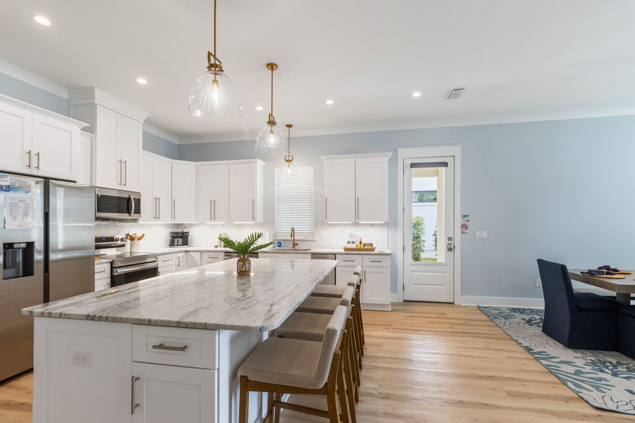 Spacious kitchen with large island and breakfast bar