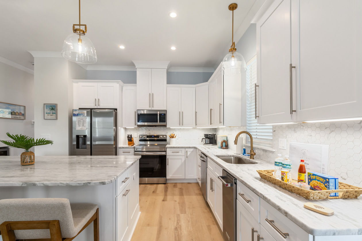 Gorgeous fully equipped kitchen
