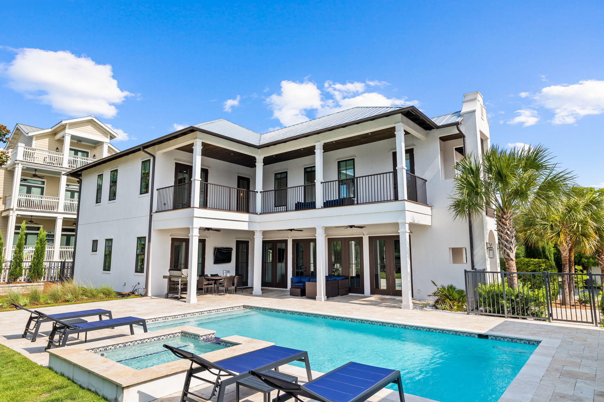 deals & specials property