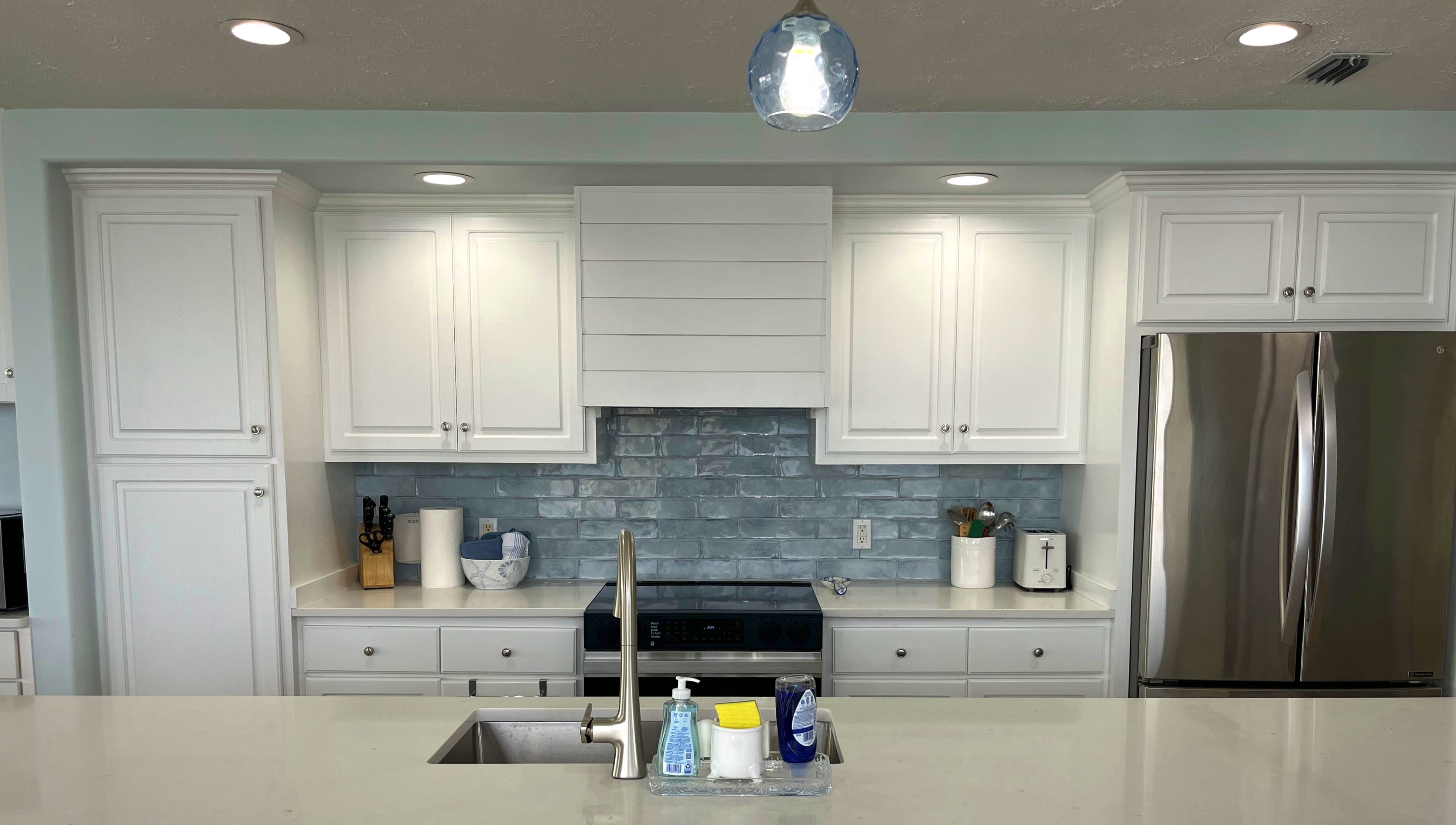 New quartz countertops range with air fryer convection a 5-burner cooktop