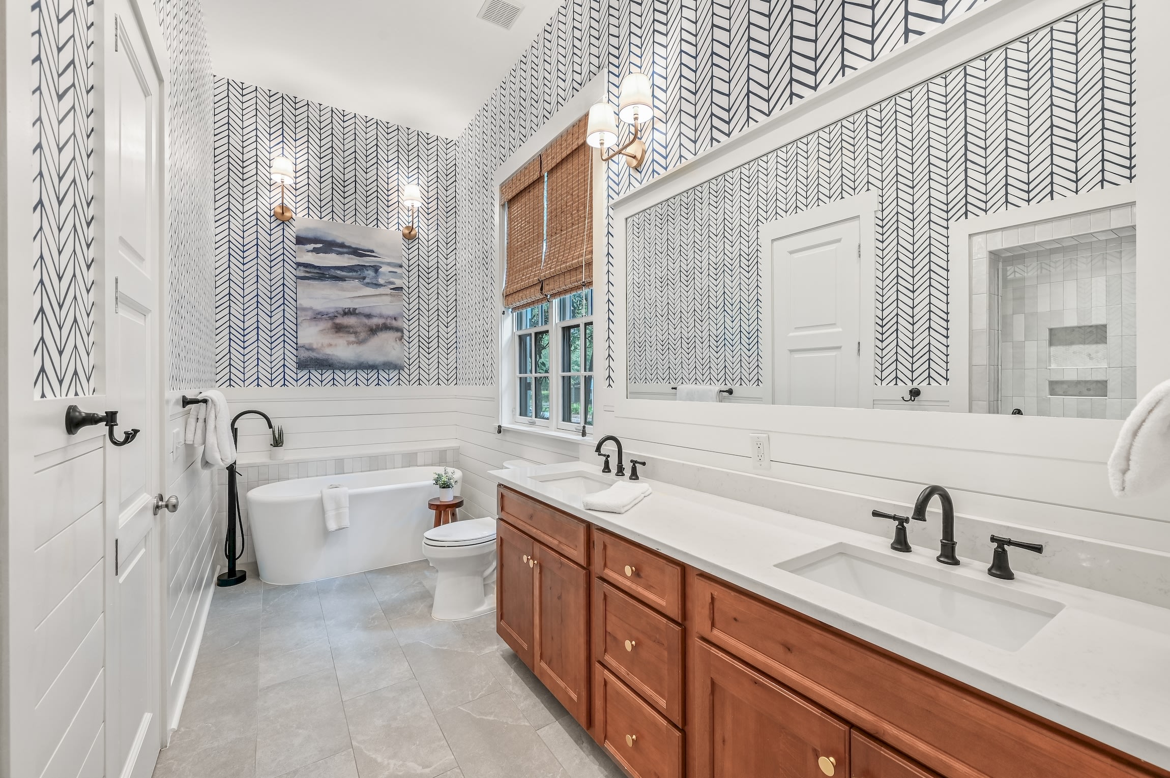 Downstairs Ensuite Master Bathroom