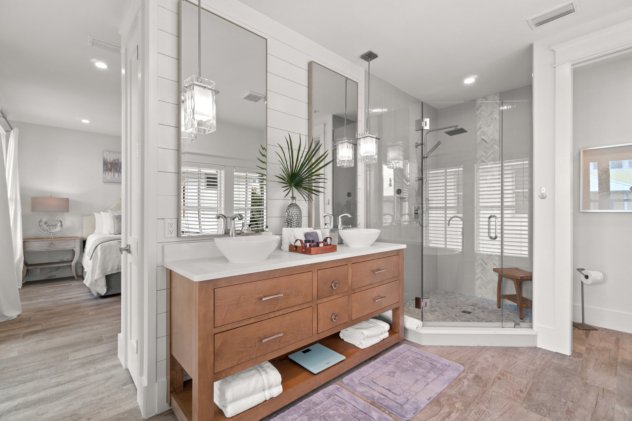 Upstairs Master Bath
